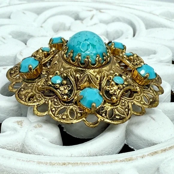 Vintage West Germany Turquoise Blue Czech Glass Filigree Gold Tone Brooch  1950s - Picture 5 of 11